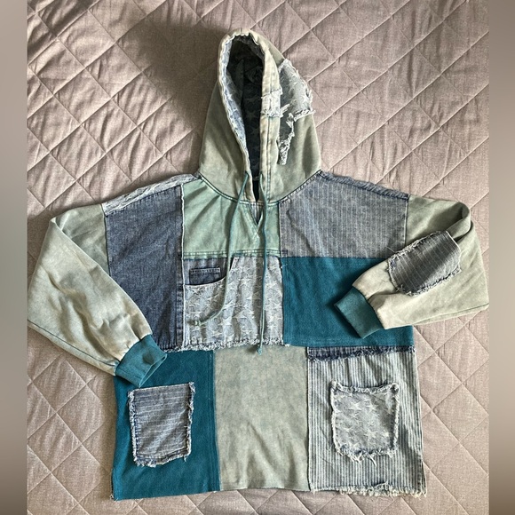 Oli & Hali Tops - Oli & Hali Star Patchwork Hoodie Womens XL Denim Fleece Cute Boho Oversized